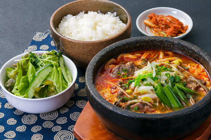 カルビうどんランチ